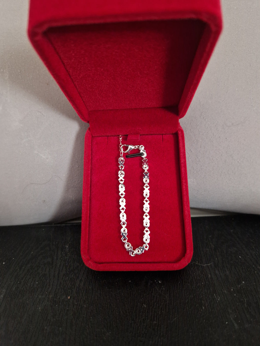 A Noughts and Crosses Hallmarked 925 Solid Silver  Bracelet.