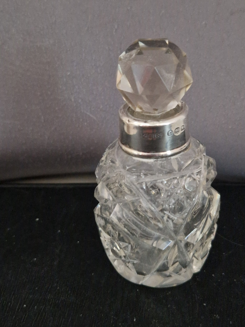 A lovely Antique Solid Silver Hallmarked Glass Perfume Bottle. 1921.
