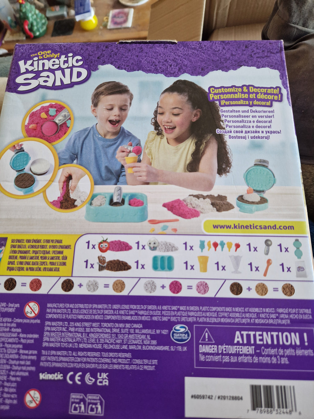 A Scientific Magnetic Sand for Children.
