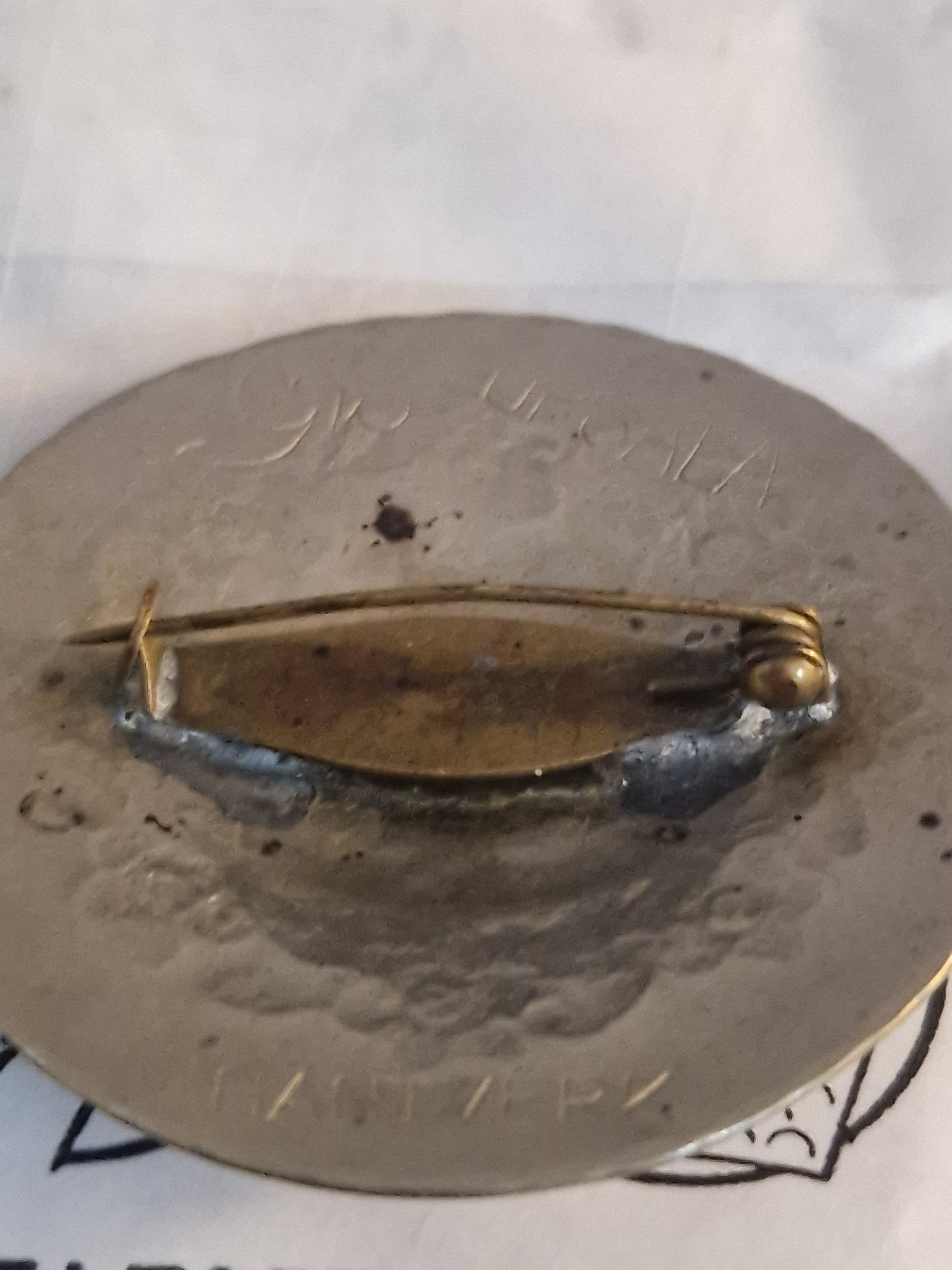 A Vintage Handmade Pewter Brooch. In great condition.