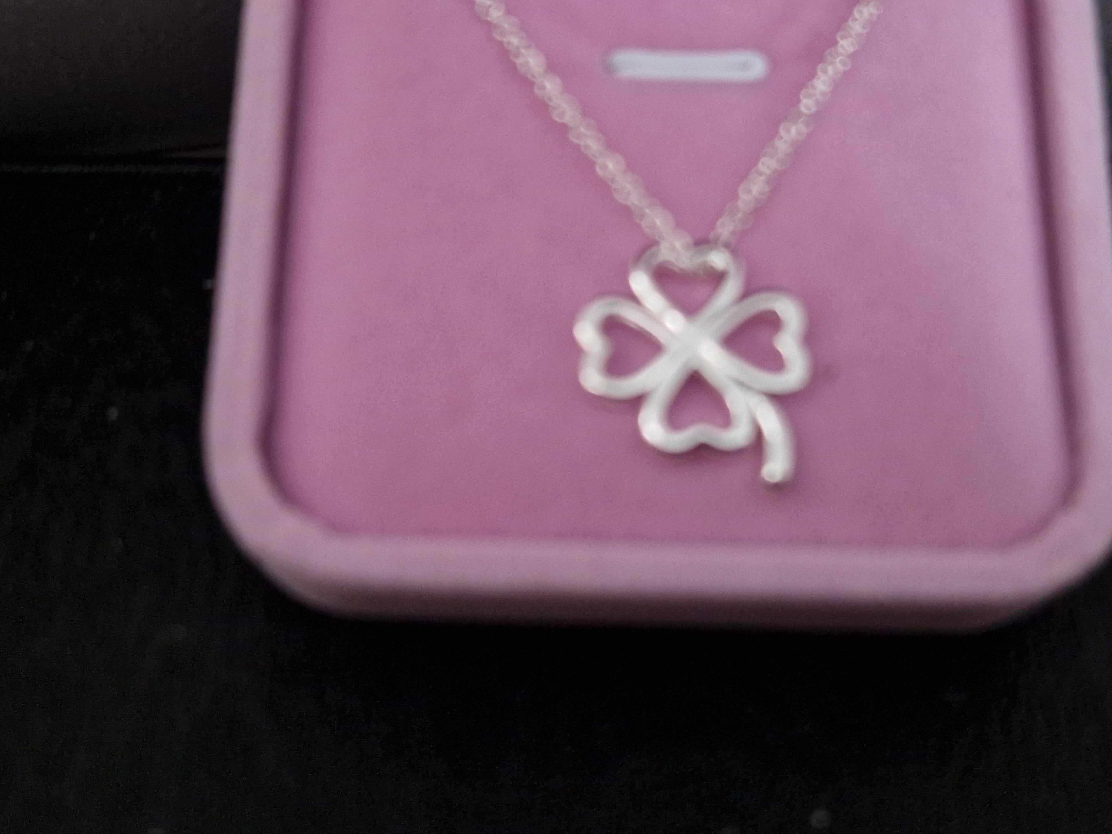 A lovely Clover Leaf 925 Sterling silver Hallmarked Necklace.